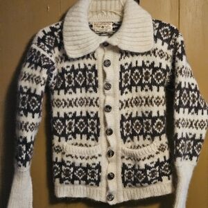 Vtg Northern Tundra Cream,Black Scandinavian Wool Fair Isle Nordic Cardigan XS